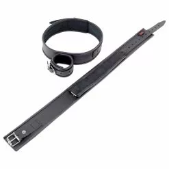 The Red Menottes De Retenue En Cuir Cuisses-Mains 13 The Red Menottes De Retenue En Cuir Cuisses-Mains -GODES EN SILICONE Soldes menottes de retenue en cuir cuisses mains 8