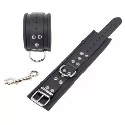 The Red Menottes En Cuir Pour Chevilles Noir -GODES EN SILICONE Soldes menottes en cuir pour chevilles noir 2